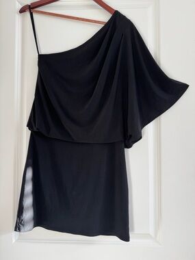 Jessica Simpson One Shoulder Fitted Dress